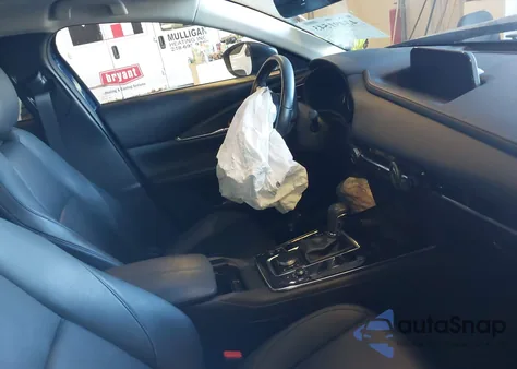 2021 Mazda Cx-30 2.5 Turbo from USA, damaged, VIN 3MVDMBAY1MM251438